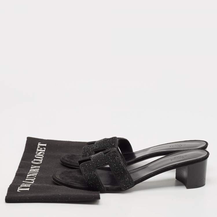 مملوكة مسبقًا Hermes Silver/Black Glitter and Suede Oasis Slide Sandals Size 41