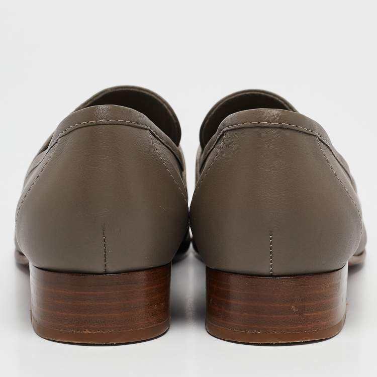 Pre Owned Hermes Grey Leather Kelly Loafers Size 37