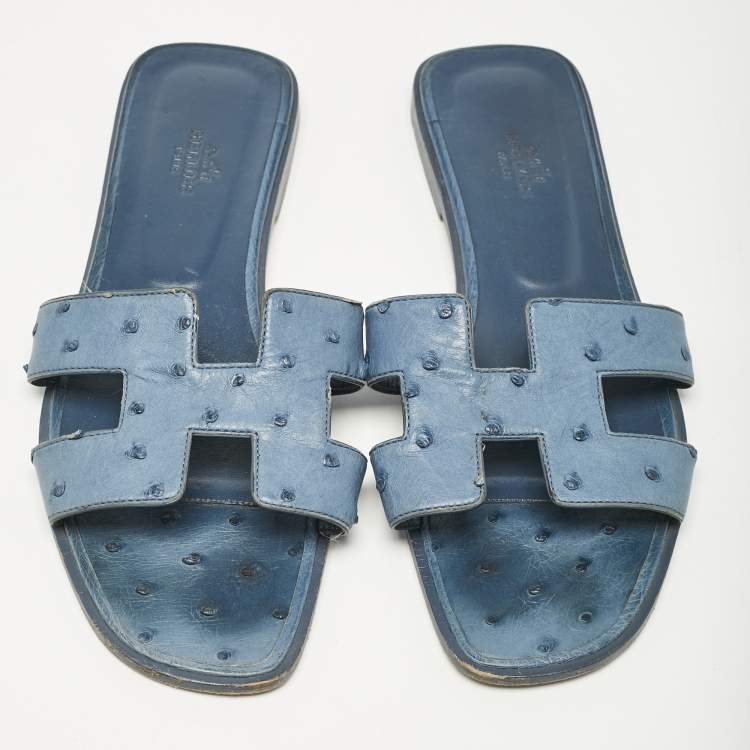 Pre Owned Hermes Blue Ostrich Leather Oran Flat Slide Sandals Size 40