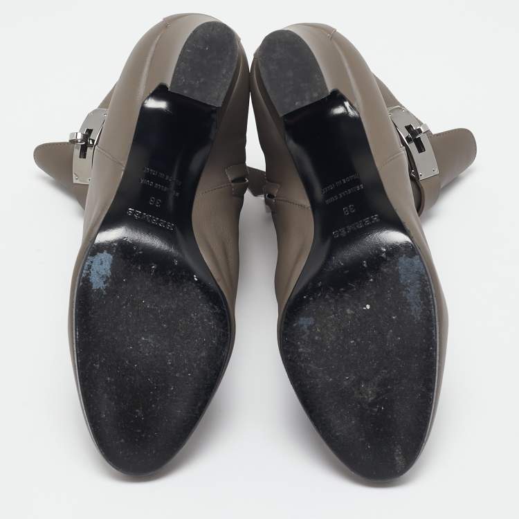 Pre Owned Hermès Grey Leather Joueuse Ankle Length Boots Size 38