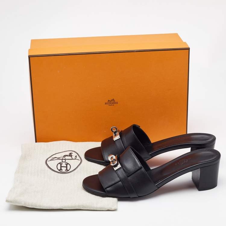 Pre Owned Hermes Black Leather Gigi Slide Sandals Size 39