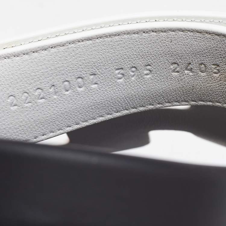 مملوكة مسبقًا Hermes White Leather Chypre Sandals Size 39.5