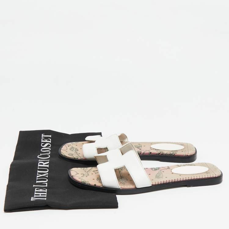 Pre Owned Hermes White Leather Oran Slide Sandals Size 38.5
