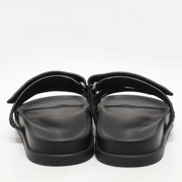 Pre Owned Hermes Black Shearling Chypre Sandals Size 39