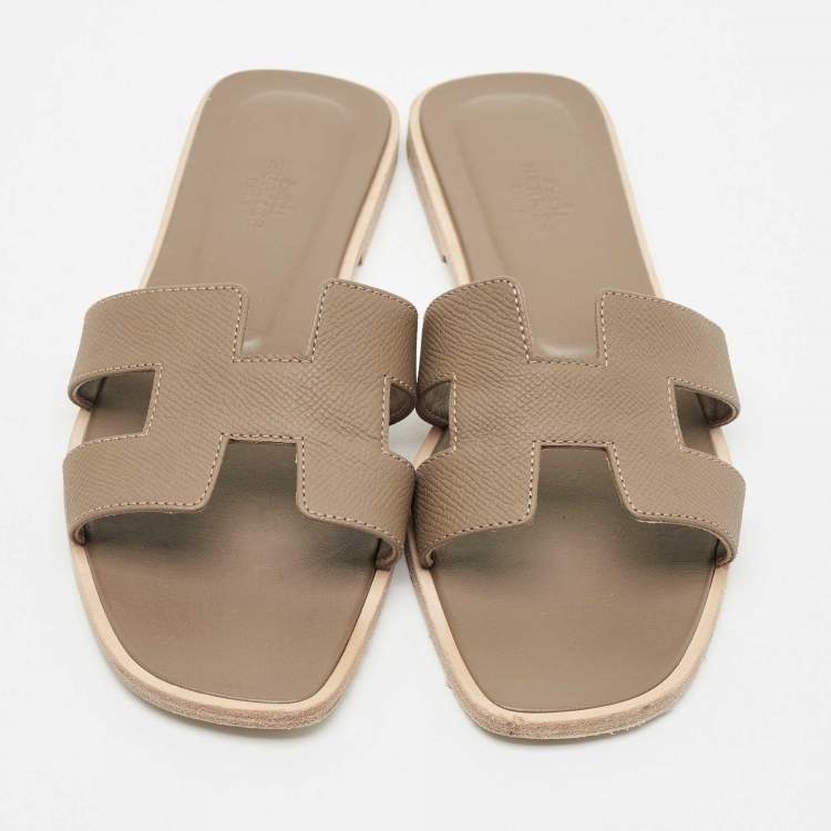 Pre Owned Hermes Olive Green Leather Oran Flat Slides Size 39