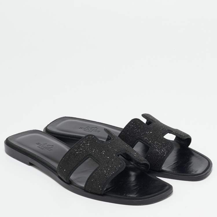 Pre Owned Hermes Black Glitter Oran Flat Sandals Size 36.5
