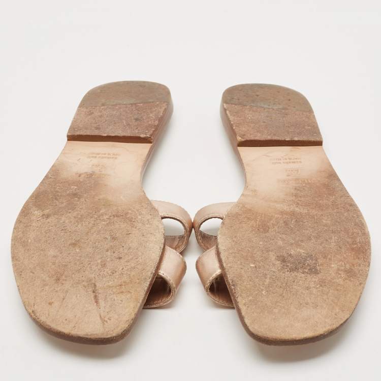 Pre Owned Hermes Metallic Gold Leather Oran Flat Sandals Size 41.5