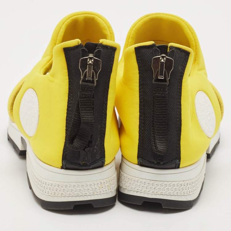 Pre Owned Hermes Yellow Neoprene Flat Sandals Size 37