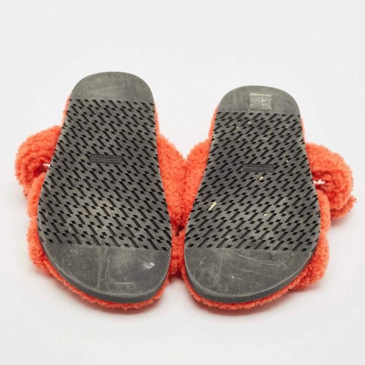 Pre Owned Hermes Orange Shearling Chypre Flat Slides Size 39