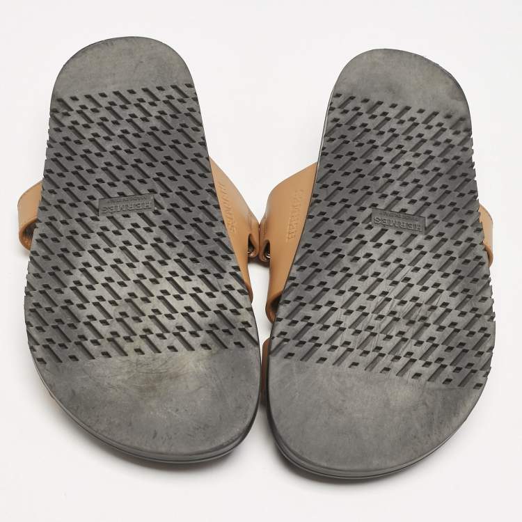 Pre Owned Hermes Brown Leather Chypre Flat Sandals Size 38.5