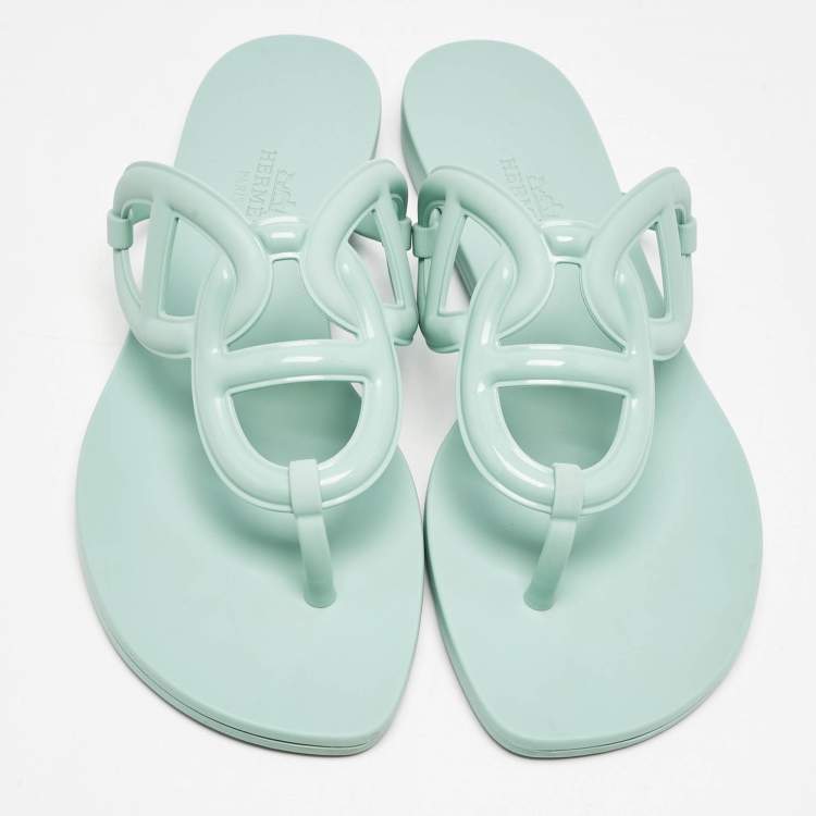 Pre Owned Hermès Mint Green Rubber Egerie Thong Flats Size 37