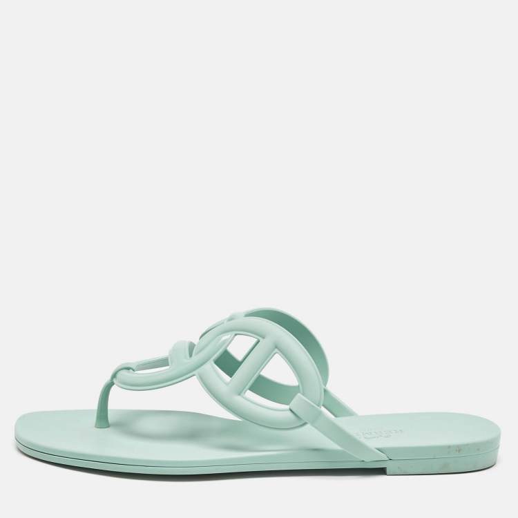 Pre Owned Hermès Mint Green Rubber Egerie Thong Flats Size 37