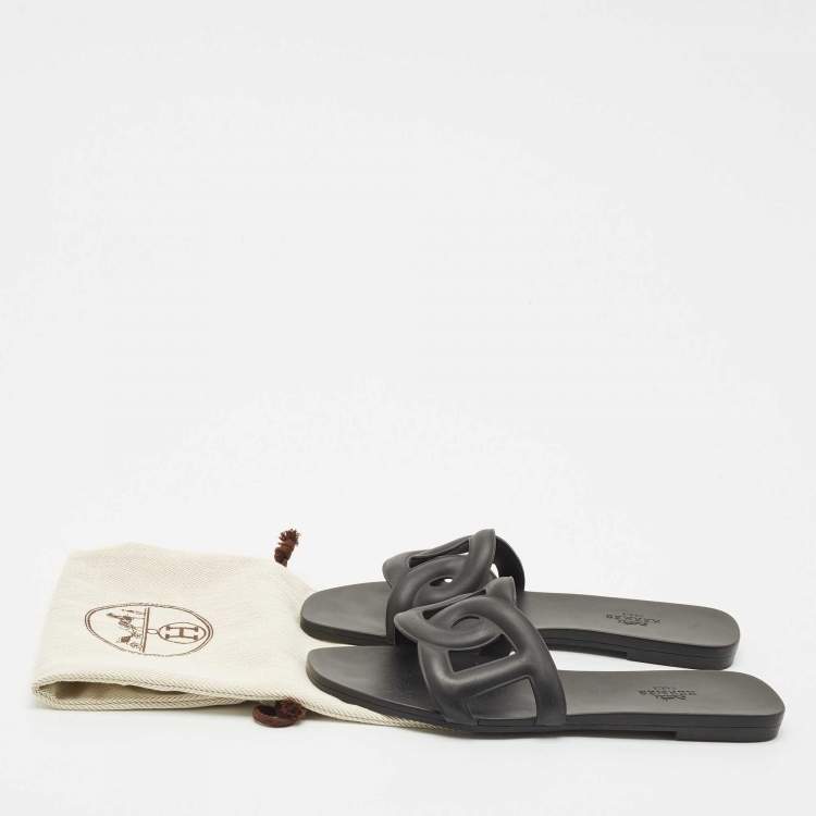 Pre Owned Hermes Black Rubber Aloha Flat Slide Sandals Size 37