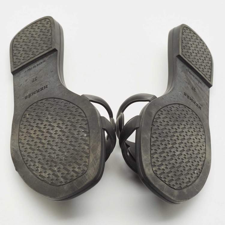 Pre Owned Hermes Black Rubber Aloha Flat Slide Sandals Size 37
