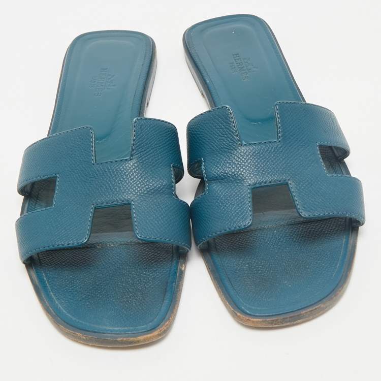 Pre Owned Hermes Teal Leather Oran Flat Slides Size 39.5