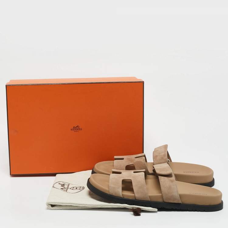 Pre Owned Hermès Beige Suede Chypre Sandals Size 40