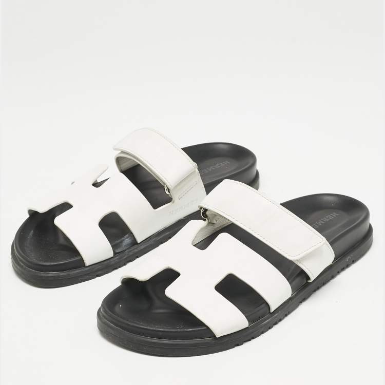 Pre Owned Hermes White Leather Chypre Flat Sandals Size 38