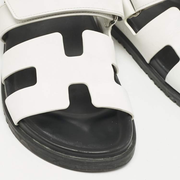 Pre Owned Hermes White Leather Chypre Flat Sandals Size 38