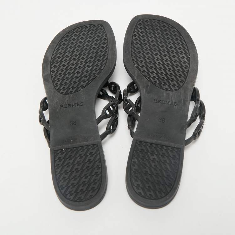 Pre Owned Hermes Black Rubber Island Flat Sandals Size 38