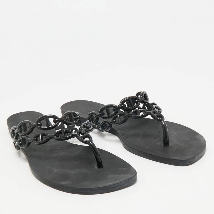 Pre Owned Hermes Black Rubber Island Flat Sandals Size 38
