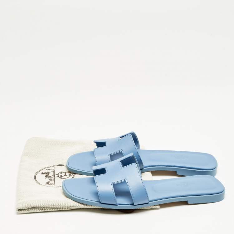 Pre Owned Hermes Blue Leather Oran Flat Slide Sandals Size 38.5