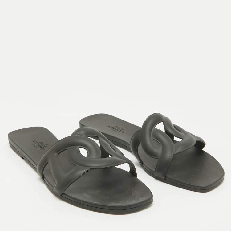Pre Owned Hermes Black Rubber Aloha Flat Slides Size 38