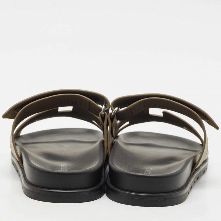 Pre Owned Hermes Grey Leather Chypre Sandals Size 37