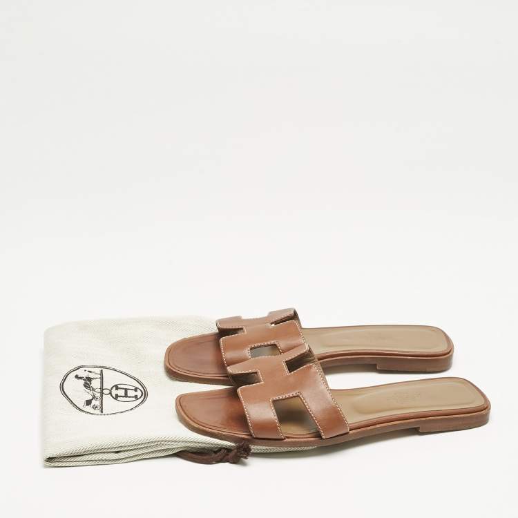 Pre Owned Hermes Brown Leather Oran Sandals Size 37.5