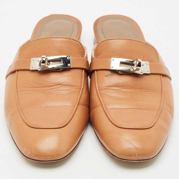 Pre Owned Hermes Naturel Leather Oz Flat Mules Size 38
