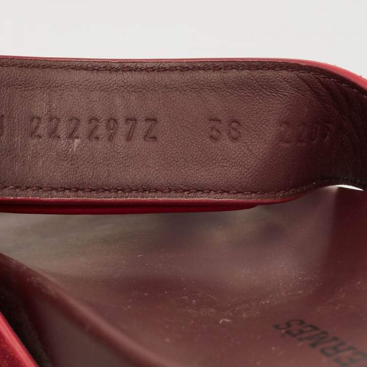 Pre Owned Hermes Pink Suede Chypre Flat Sandals Size 38