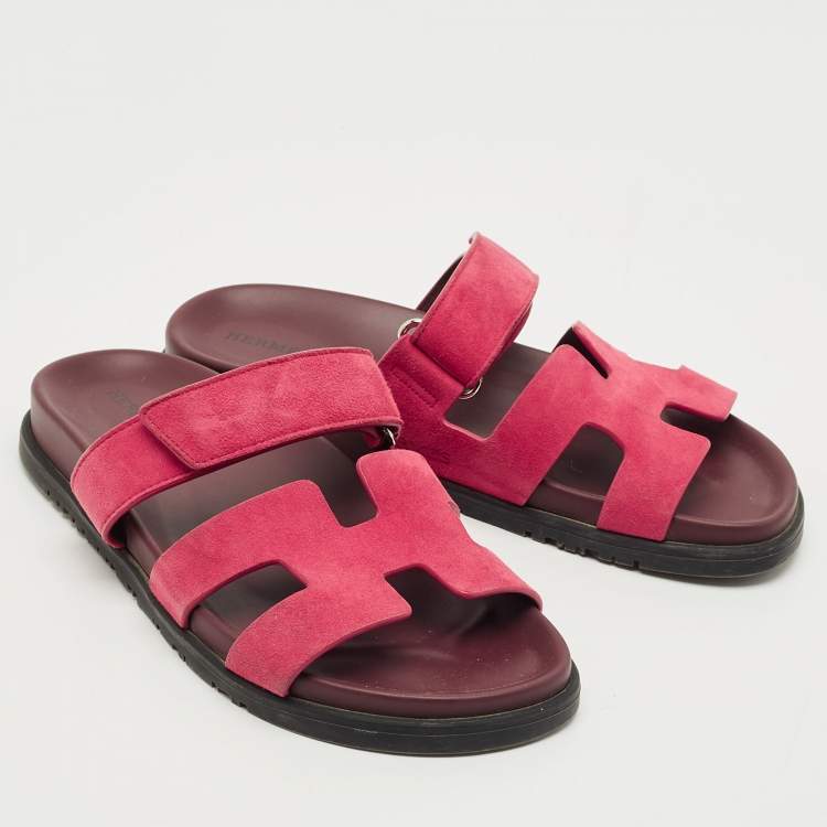 Pre Owned Hermes Pink Suede Chypre Flat Sandals Size 38