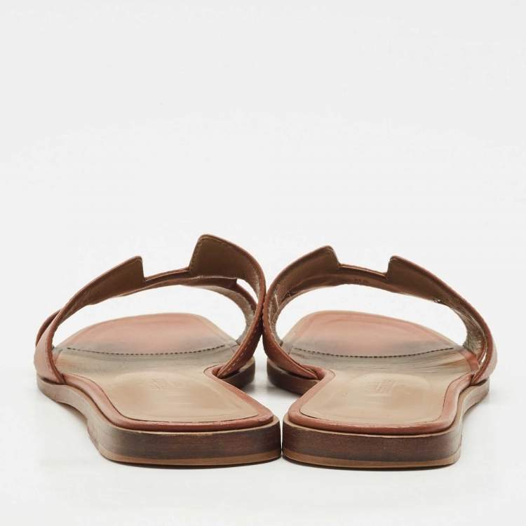 Pre Owned Hermes Brown Leather Oran Flat Slide Sandals Size 38