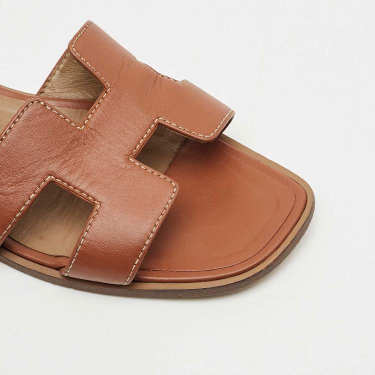 Pre Owned Hermes Brown Leather Oran Flat Slide Sandals Size 38