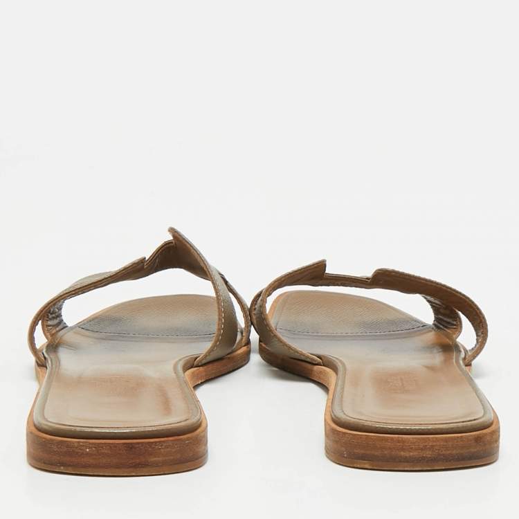 Pre Owned Hermes Grey Leather Oran Flat Slides Size 39.5