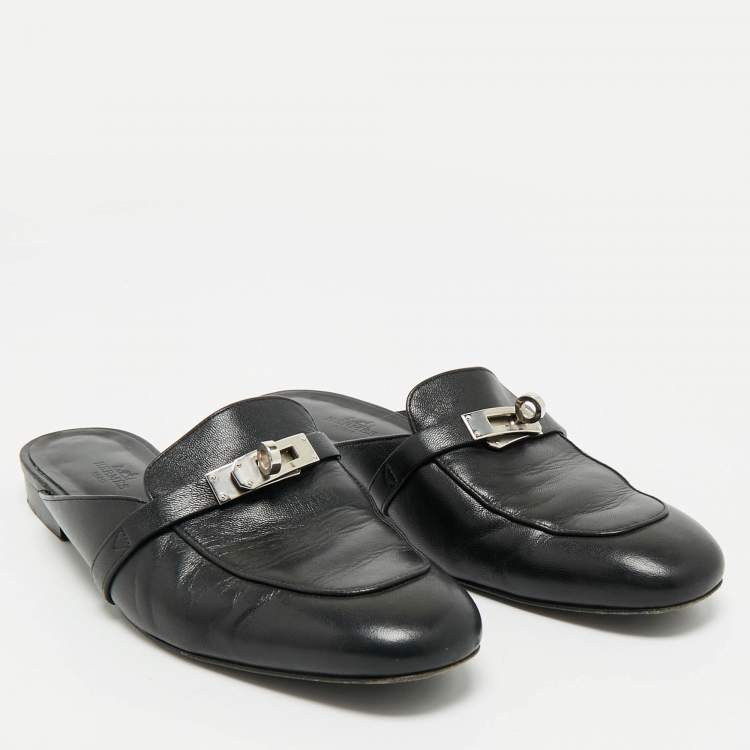 Pre Owned Hermes Black Leather Oz Flat Mules Size 39
