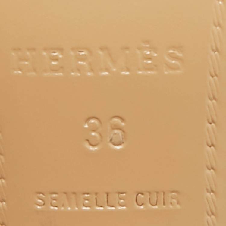 Pre Owned Hermes Gold Leather Joy Sandals Size 36