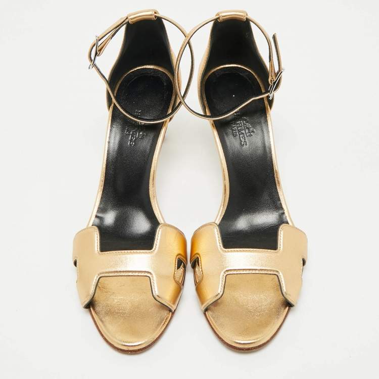 Pre Owned Hermes Gold Leather Joy Sandals Size 36