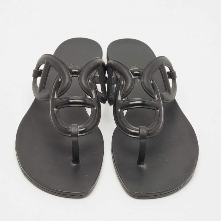 Pre Owned Hermes Black Rubber Egerie Flat Thong Sandals Size 39