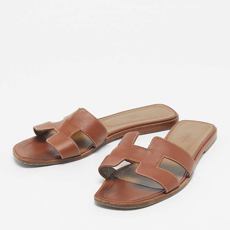 Pre Owned Hermes Brown Leather Oran Flat Slides Size 40