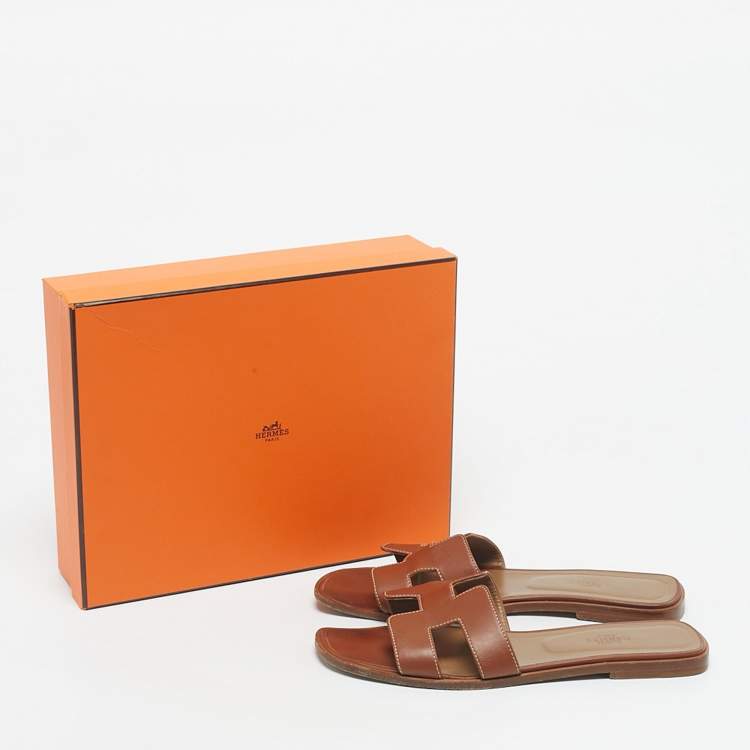 Pre Owned Hermes Brown Leather Oran Flat Slides Size 40