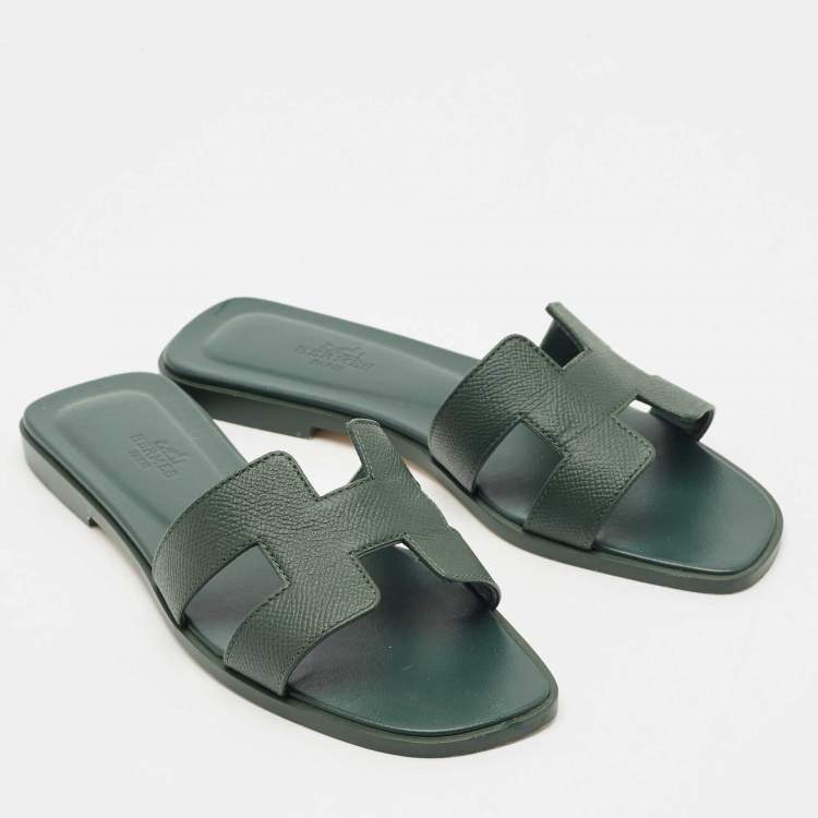 Pre Owned Hermes Dark Green Leather Oran Flat Slides Size 37