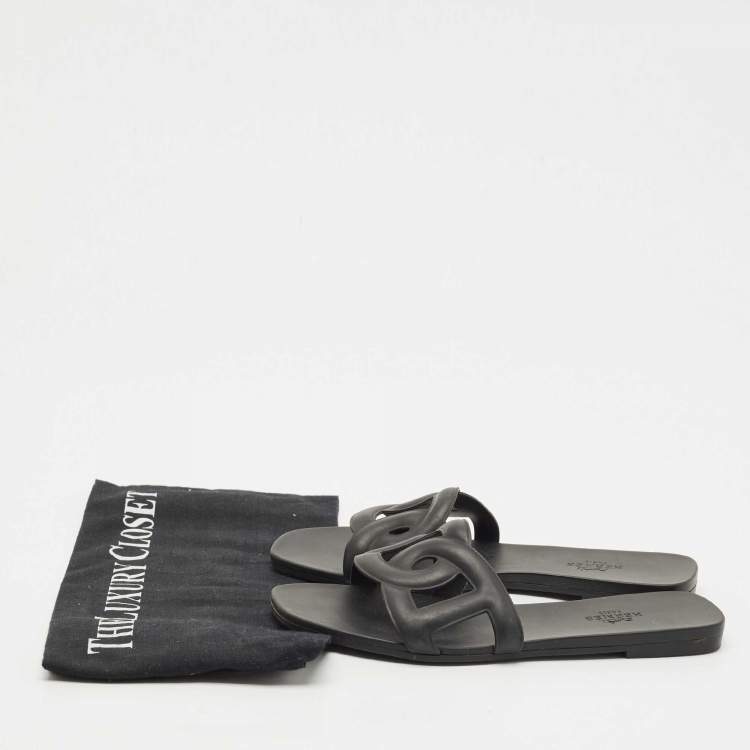 Pre Owned Hermes Black Rubber Aloha Flat Slides  Size 35