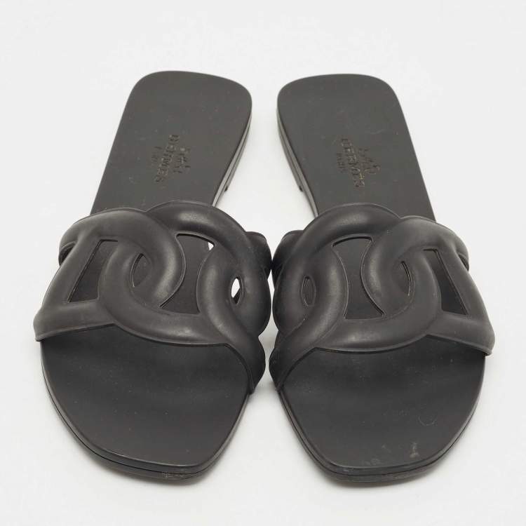 Pre Owned Hermes Black Rubber Aloha Flat Slides  Size 35