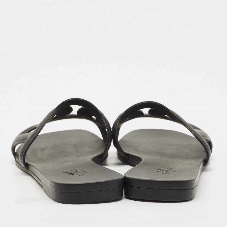 Pre Owned Hermes Black Rubber Aloha Flat Slides  Size 35