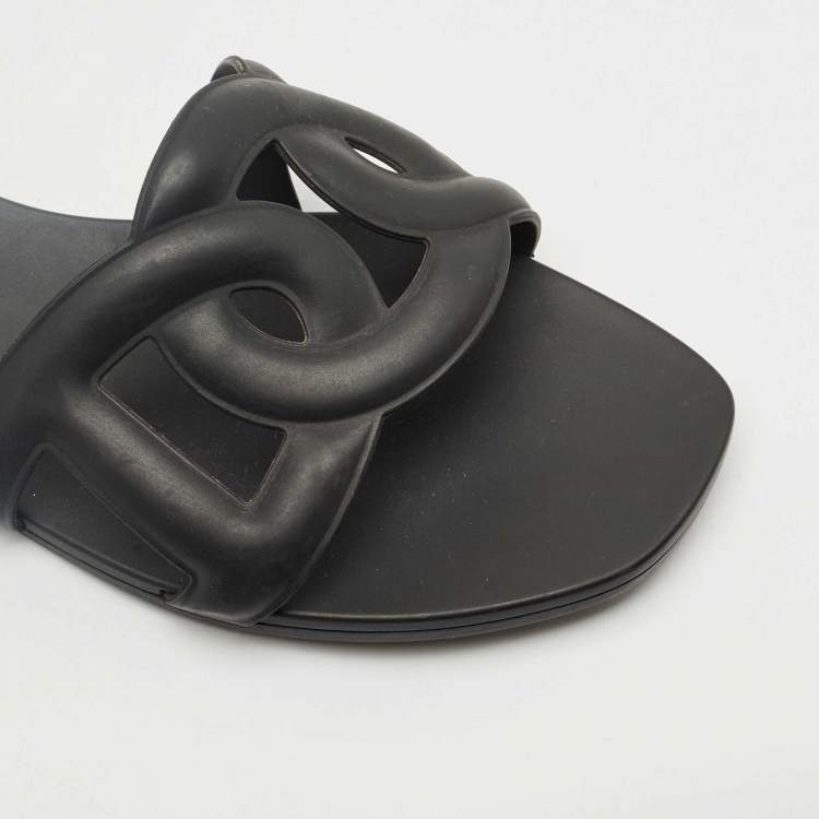Pre Owned Hermes Black Rubber Aloha Flat Slides  Size 35