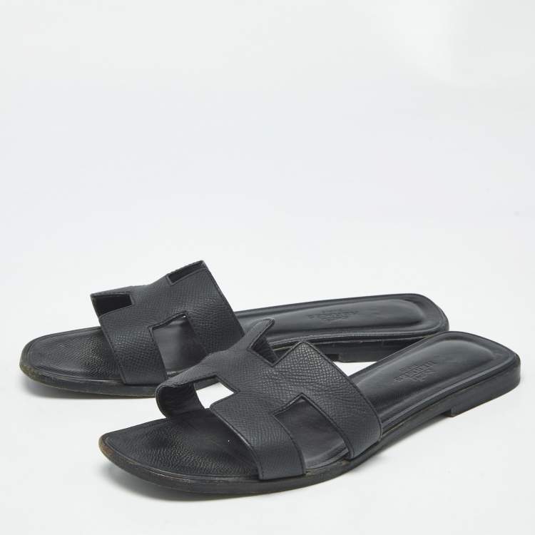 Pre Owned Hermes Black Leather Oran Flat Slide Sandals Size 38