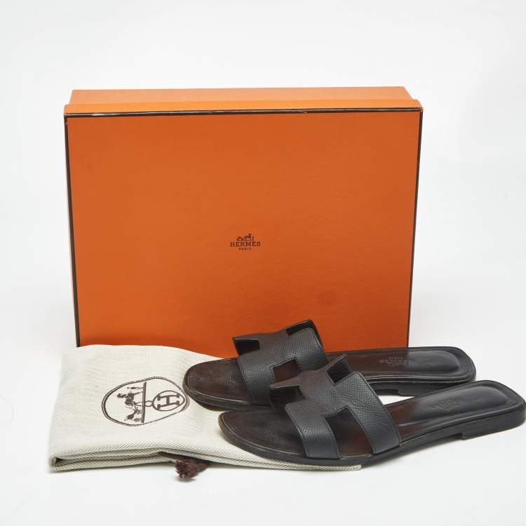 Pre Owned Hermes Black Leather Oran Flat Slide Sandals Size 38