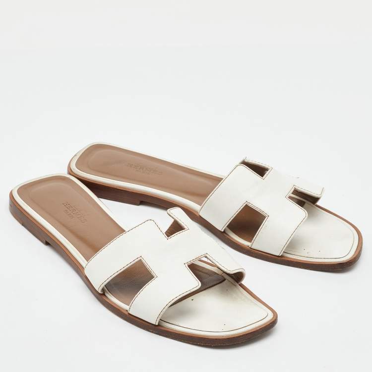 Pre Owned Hermes White Leather Oran Flat Slide Sandals Size 38