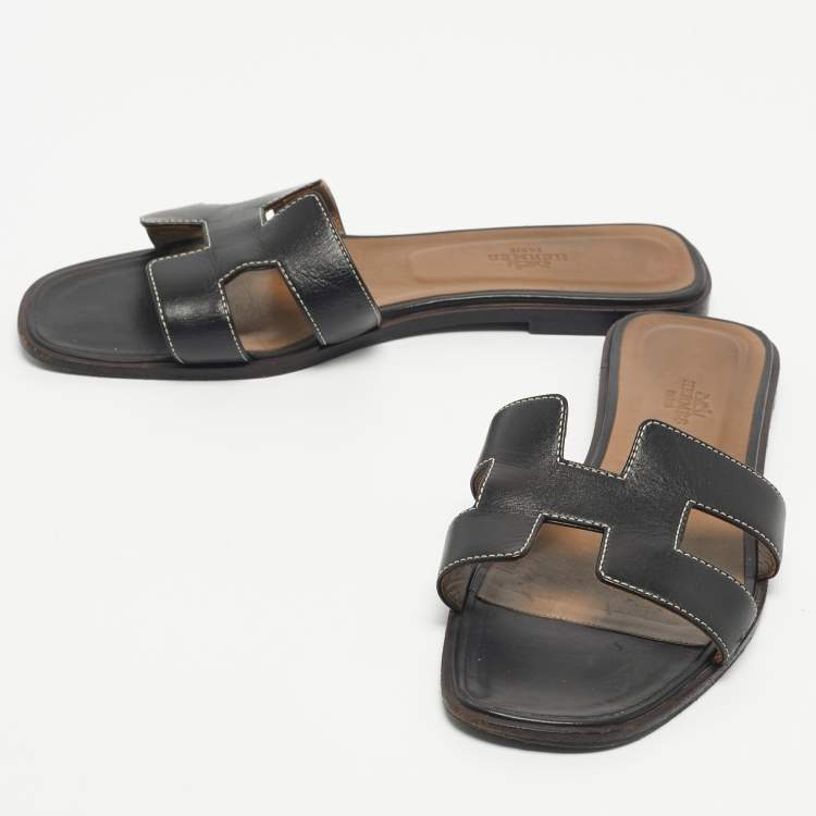 Pre Owned Hermes Black Leather Oran Flat Slide Sandals Size 39