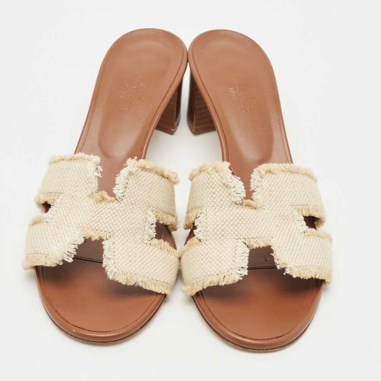Pre Owned Hermes Brown/Cream Canvas Oasis Slide Sandals Size 39.5
